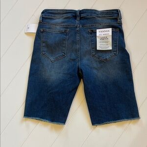 NWT vigooss High Rise Bermuda Shorts! Size 26
